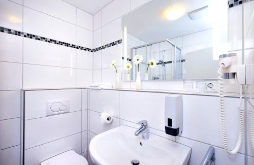 Sentruper Hohe Hotel | Haus Niemann: Pet-Friendly Retreat with Dining Options
