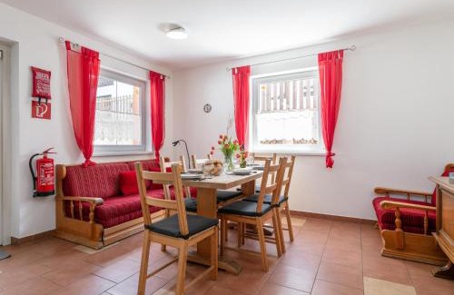 Huben House | Explore Haus Oliver 3: Family and Pet-Friendly Retreat