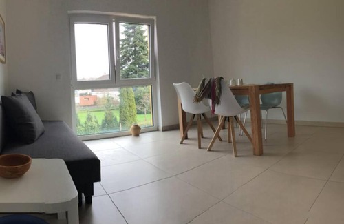 Kreuzau Apartment | Experience Comfort at Haus ORANGE Im Herkesgarten 2