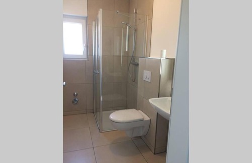 Kreuzau Apartment | Experience Comfort at Haus ORANGE Im Herkesgarten 2