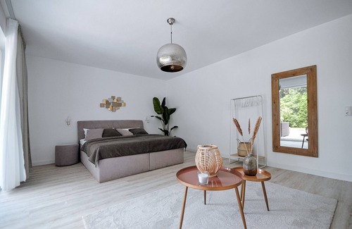 Bad Grund House | Haus Orbis Noster - holiday home for groups - whirlpool and sauna right by the forest