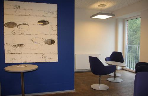 Juelich Hotel | Pet-Friendly Haus Overbach: Family Comfort and Dining