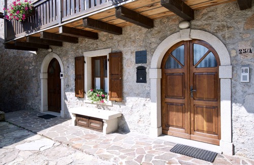 Sauris di Sopra Apartment | Experience Comfort at HAUS PA 'SEFN "Accommodation" Above Clouds