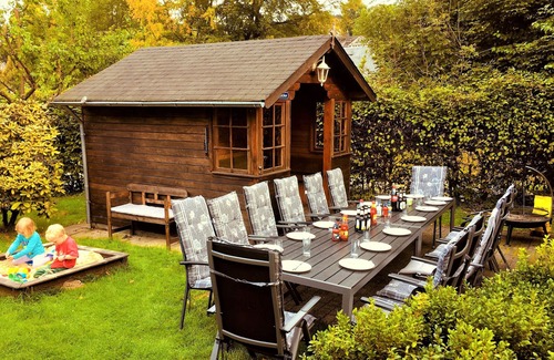 Eslohe House | Holiday House with Private Garden, Sauna & Ocean Views