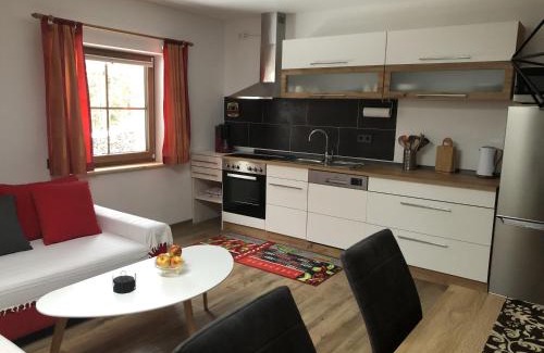 Neureichenau Apartment | Family-Friendly Retreat at Haus Peschl Fewo 2 Awaits You