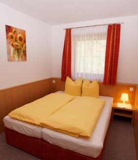 Zell am Ziller Apartment | Discover Haus Peter Schiestl: Family-Friendly Getaway