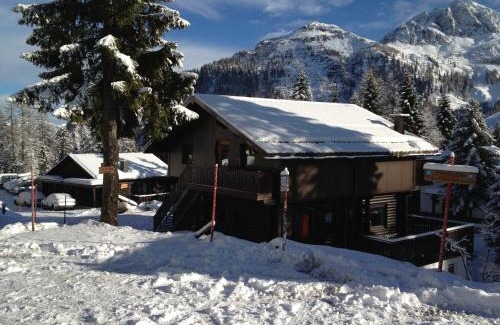 Sonnenalpe Nassfeld House | Pet-Friendly Haus Petra with Oceanfront Views & Great Amenities