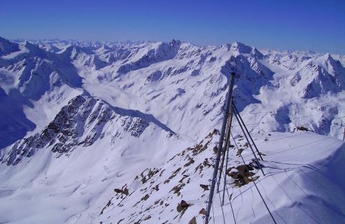 Mandarfen Apartment | Inviting Haus Puit Mandarfen Pitztal: Pet Friendly Retreat