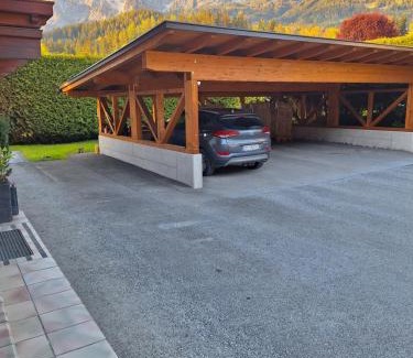 Pfarrwerfen Apartment | Family-Friendly Haus Rieder with Hot Tub & Pet Welcome