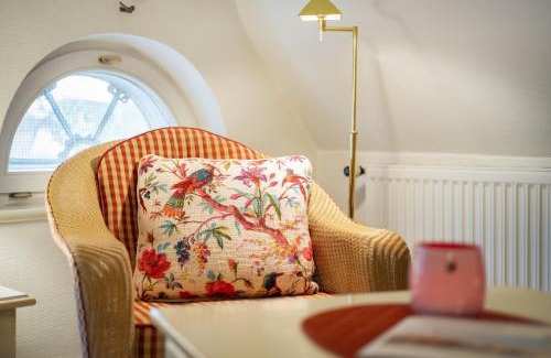 Keitum Apartment | Inviting Haus Süderende: Family-Friendly with Pool Access