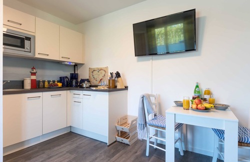 Borgerende Apartment | Oceanfront Retreat: 9.4/10 Rated Apartment with Views