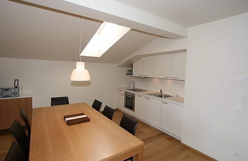 Thumersbach Apartment | Experience Serenity at Haus Sonne - Guest Rated 9.8/10