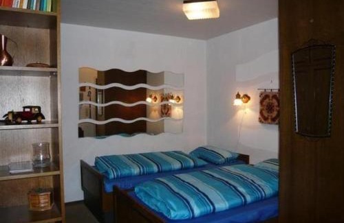 Rappele Apartment | Family-Friendly Retreat at Haus Sonnenbichl with Pool