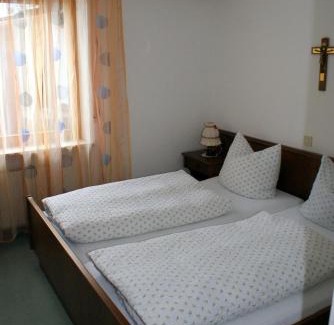 Ried Apartment | Family-Friendly Retreat at Haus Sorgschrofen, Rated 8.4/10