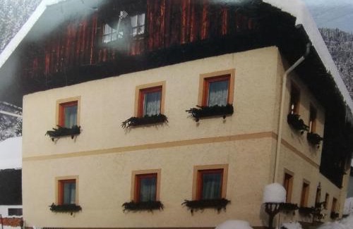Reisach Apartment | Child-Friendly Haus Stöffler - Guest Rated 10/10