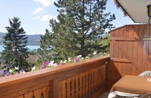 Steinbach am Attersee Apartment | Scenic Lake View Apartment for 2-3 Guests at Haus Stückler