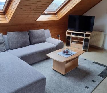 Gimmeldingen Apartment | Guest Rated 9.1 - Stay at Haus Storck for Unforgettable Comfort