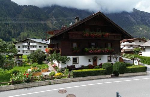 Huben House | Family-Friendly Retreat at Haus Stefan - Rated 9.2/10