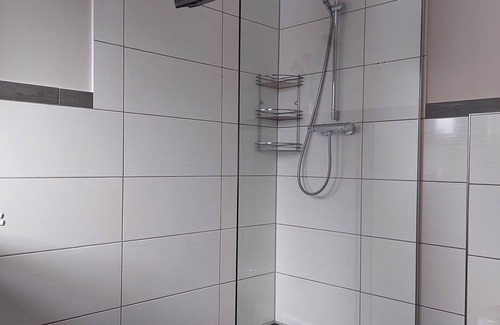 Lembruch Apartment | Cozy Studio at Haus Strandlust by Dümmer See