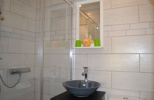Radstadt House | Welcoming Haus Susanne: Family-Friendly with Breakfast Included