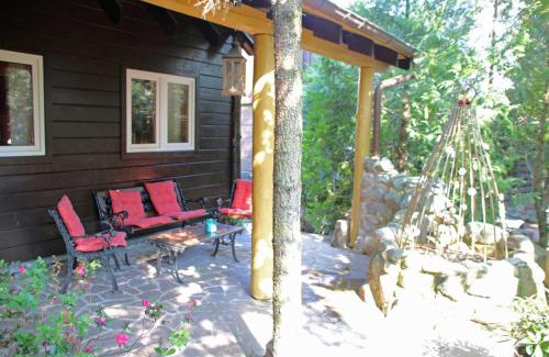 Klein Dobbern Apartment | Pet-Friendly Haus Tanne with Ocean View and Child Amenities