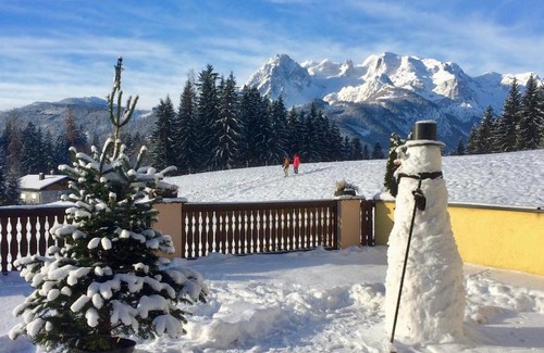 Werfenweng Apartment | Exceptional Haus Thomas: Family-Friendly Stay with Kitchen
