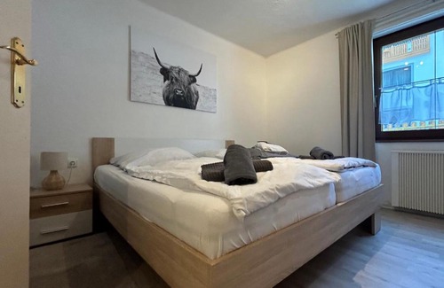 Hopfgarten in Defereggen Apartment | Discover Comfort at Haus Waldblick with Pet-Friendly Amenities