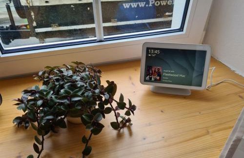 Weissenstadt Apartment | Pet-Friendly Kraxler Pärchen with Oceanfront Views