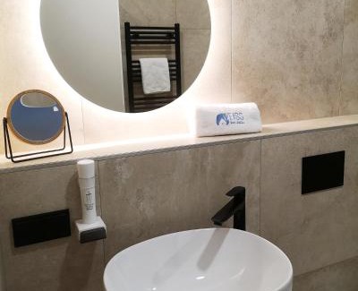 Sankt Andra am Zicksee Apartment | Experience Oceanfront Bliss at Haus Weiss bei Julia