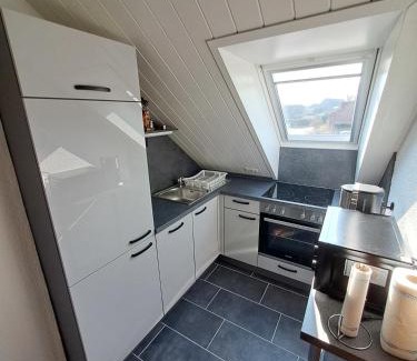 Fehmarn Apartment | Pet-Friendly Retreat: Haus Westwind Nr2 Awaits You