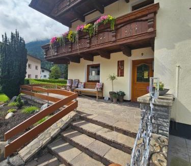 Huben Apartment | Family-Friendly Haus Wiesenheim FW Ötztal with High Ratings