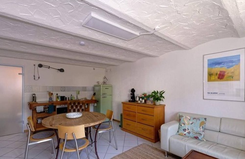 Luckenbach Apartment | Discover Haus Willibalds: Ocean View Family Retreat