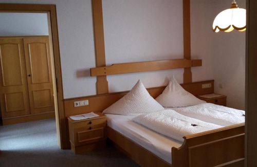 Damuels Bed & Breakfast | Haus Wilma: Guest Rated 9.2/10 with Breakfast Included