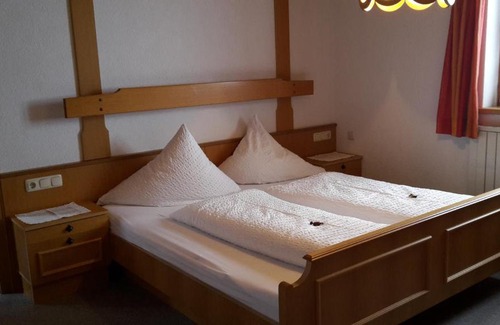 Damuels Bed & Breakfast | Haus Wilma: Guest Rated 9.2/10 with Breakfast Included