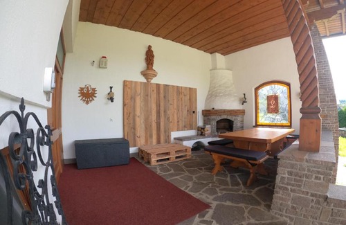 Sautens House | Family-Friendly Haus Wolfi with Kitchen Amenities & High Rating
