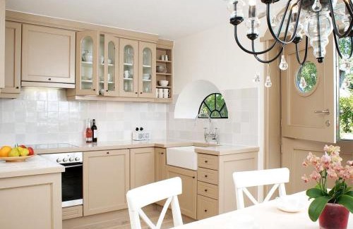 Kampen Villa | Cozy Oceanfront Retreat at Haus-zum-Leuchtturm