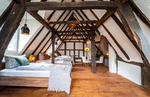 Adenau House | Explore Haus zum Ring: Family-Friendly with Hot Tub & Breakfast