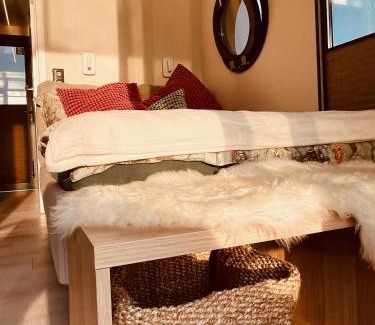 Kirchberg an der Raab Boat Rental | Explore Unique Stays at Hausboot Eisvogel – Pet Friendly Retreat