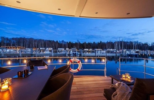 Peenemuende Apartment | Cozy Houseboat for 4 with Ocean View in Peenemünde