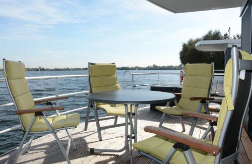 Vynen Boat Rental | Hausboot Key West Xanten