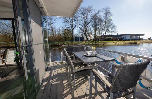 Bad Bederkesa House | Hausboot "Seeloft"