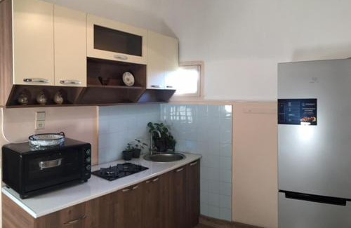 Tsqaltubo Apartment | Hause: Family-Friendly Retreat with Pool & Top Guest Rating