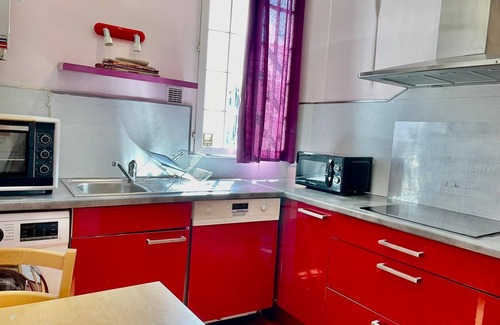 Quartier Saint-Georges Apartment | Discover Haussmann Opera: A 9/10 Guest Rated Experience