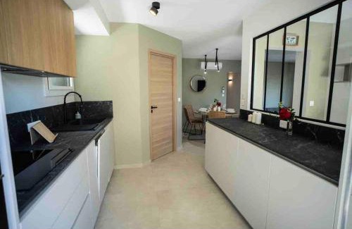 Saint-Raphael Apartment | Family-Friendly Villa with 3 Bedrooms - Rated 8/10