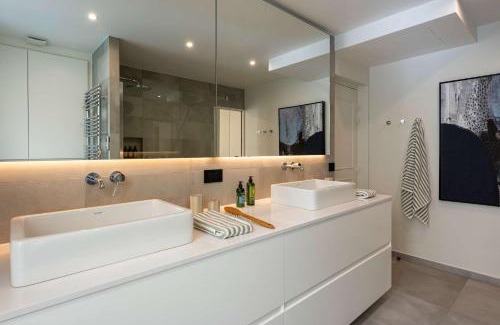 Porte-Saint-Martin Apartment | Family-Friendly My Showroom: 4-Star Stay with High Ratings