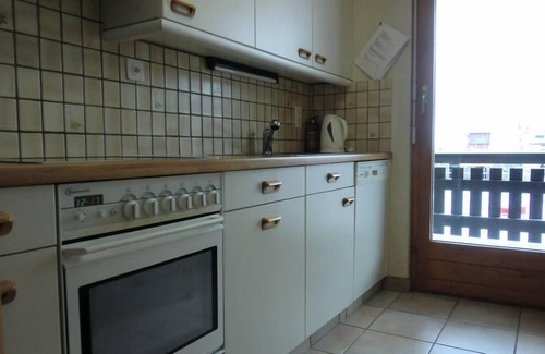 Saint-Pierre-de-Clages Apartment | Perfect Haute Nendaz Apartment with Kitchen & Excellent Rating
