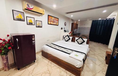 Hauz Khas Village House | Budget-Friendly Stay at Hauz Khas Villa - Rated 7.6/10
