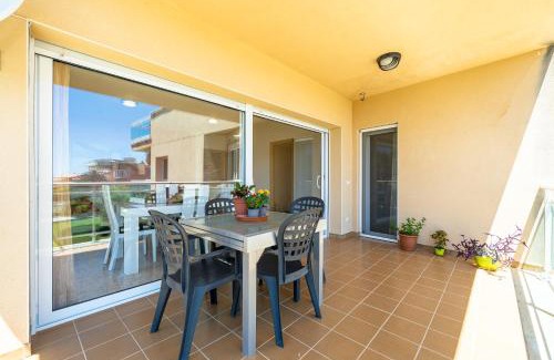 Costa Dorada Apartment | Relax at Hauzify I Apartament Cala Pepo with Ocean Views