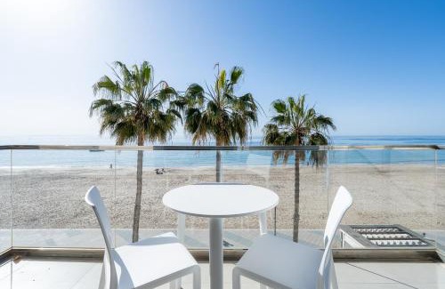 Torredembarra Apartment | Oceanfront Getaway at Hauzify I Apartaments La Martina