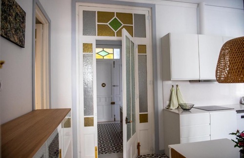 Calella Apartment | Oceanfront Retreat: Hauzify I Apartament Can Missé